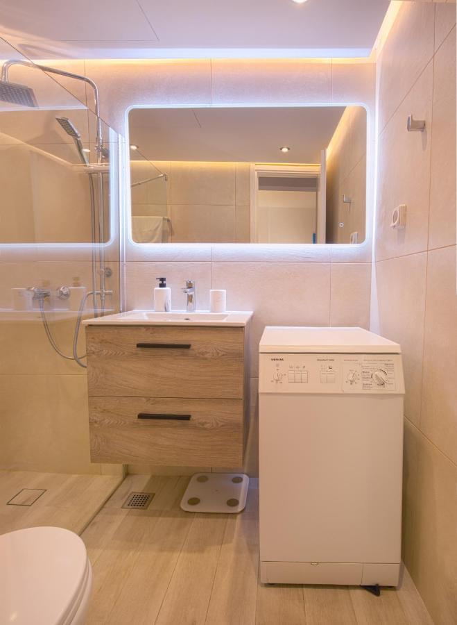 Del Mar Luxury Apartment 30M From The Beach Pórto Ráfti Buitenkant foto